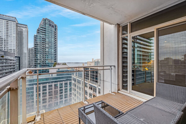 21-Grand-Magazine-#1408-Toronto-Web-Salisbury-37