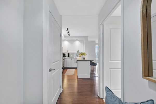 21-Grand-Magazine-#1408-Toronto-Web-Salisbury-4