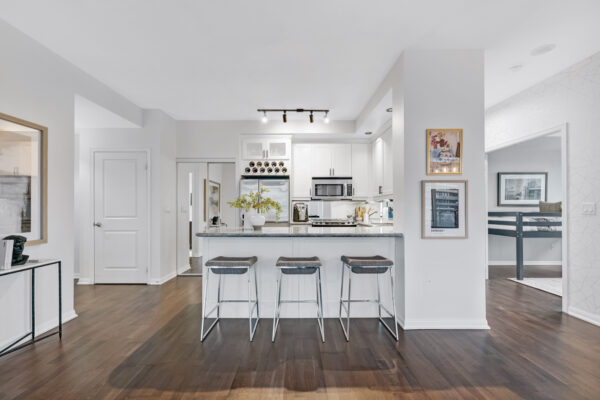 21-Grand-Magazine-#1408-Toronto-Web-Salisbury-7