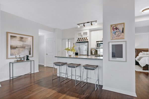 21-Grand-Magazine-#1408-Toronto-Web-Salisbury-8