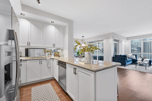 21-Grand-Magazine-#1408-Toronto-Web-Salisbury-9