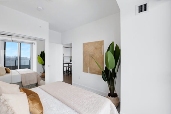 30-Shore-Breeze-Drive-#3111-Toronto-Web-Salisbury-29