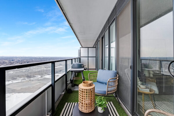 30-Shore-Breeze-Drive-#3111-Toronto-Web-Salisbury-35
