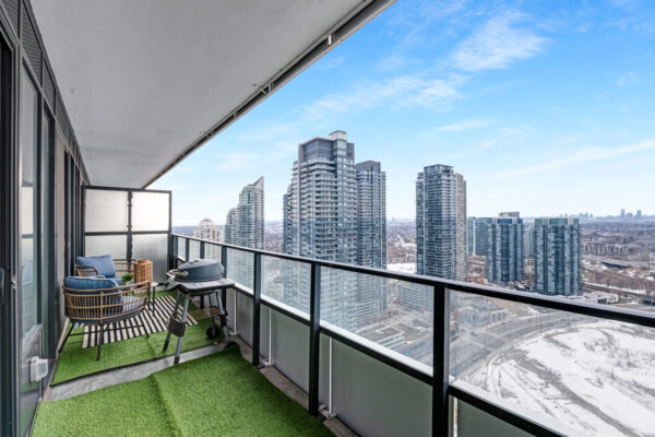 30-Shore-Breeze-Drive-#3111-Toronto-Web-Salisbury-38