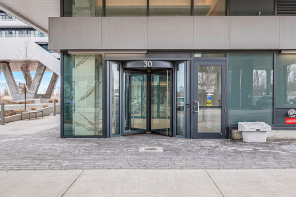 30-Shore-Breeze-Drive-#3111-Toronto-Web-Salisbury-7
