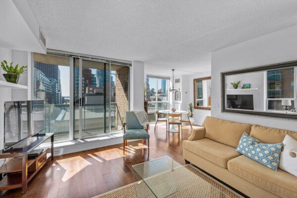 311-Richmond-Street-East-#908-Toronto-Web-Salisbury-15