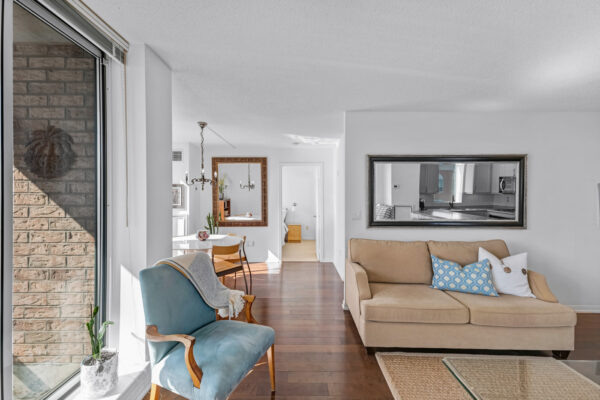 311-Richmond-Street-East-#908-Toronto-Web-Salisbury-16
