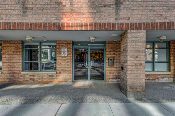 311-Richmond-Street-East-#908-Toronto-Web-Salisbury-4