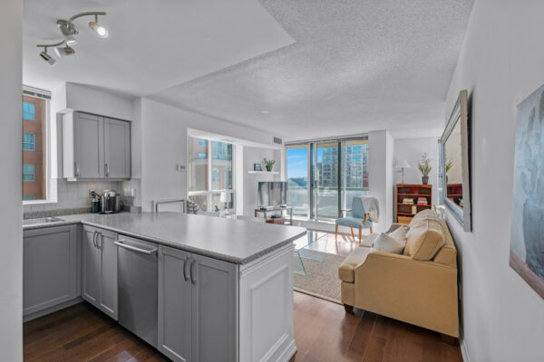 311-Richmond-Street-East-#908-Toronto-Web-Salisbury-7