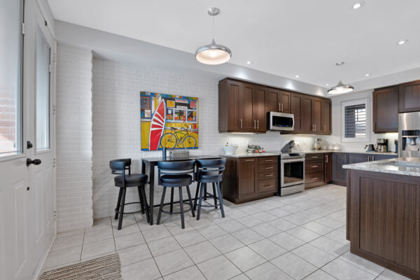 322-Lakebreeze-Drive-Clarington-Web-Salisbury-14