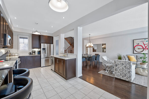 322-Lakebreeze-Drive-Clarington-Web-Salisbury-15