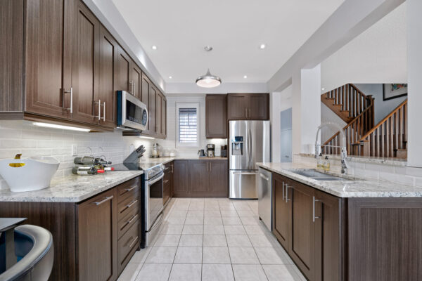 322-Lakebreeze-Drive-Clarington-Web-Salisbury-16