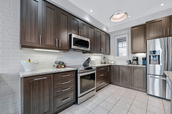 322-Lakebreeze-Drive-Clarington-Web-Salisbury-17