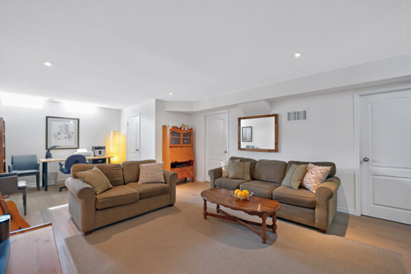322-Lakebreeze-Drive-Clarington-Web-Salisbury-55