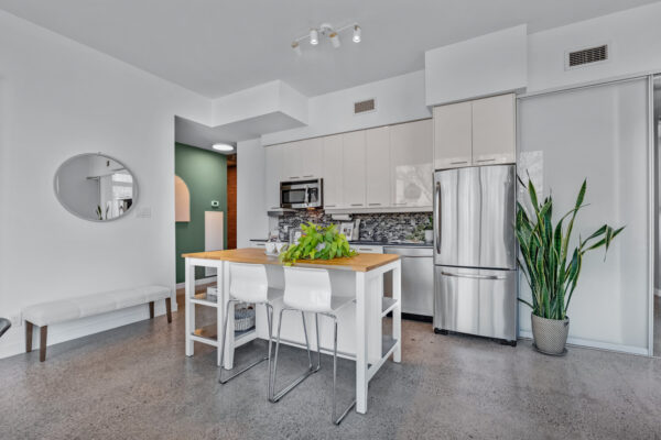 510-King-Street-East-#409-Toronto-Web-Salisbury-12