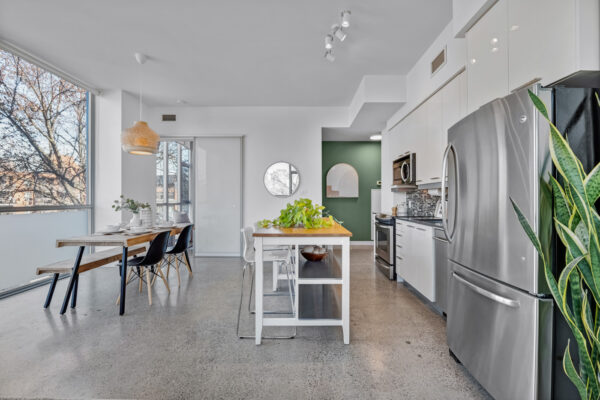 510-King-Street-East-#409-Toronto-Web-Salisbury-16