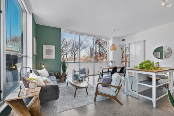 510-King-Street-East-#409-Toronto-Web-Salisbury-23