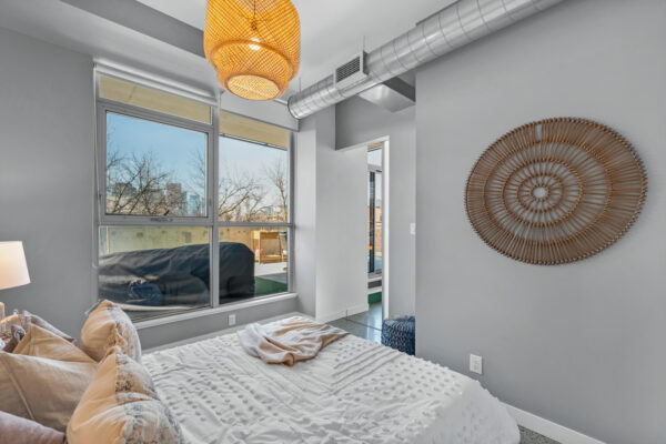 510-King-Street-East-#409-Toronto-Web-Salisbury-28