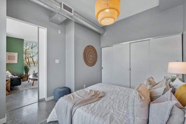 510-King-Street-East-#409-Toronto-Web-Salisbury-29
