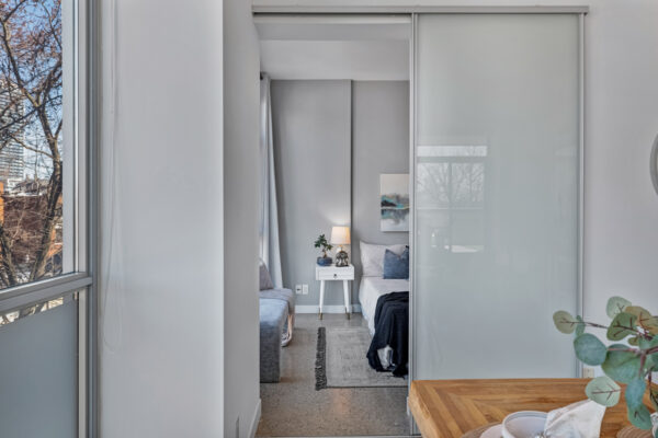 510-King-Street-East-#409-Toronto-Web-Salisbury-31