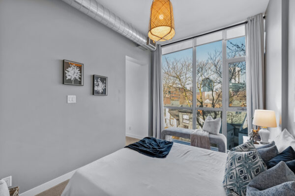 510-King-Street-East-#409-Toronto-Web-Salisbury-33