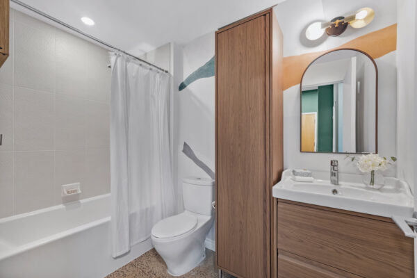 510-King-Street-East-#409-Toronto-Web-Salisbury-35