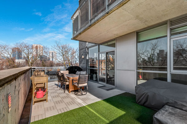 510-King-Street-East-#409-Toronto-Web-Salisbury-41