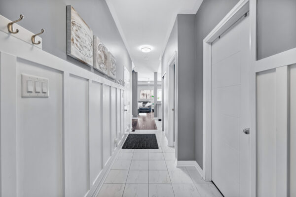 7-Bedford-Estates-Crescent-Barrie-Web-Salisbury-11