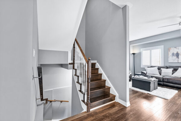 7-Bedford-Estates-Crescent-Barrie-Web-Salisbury-26