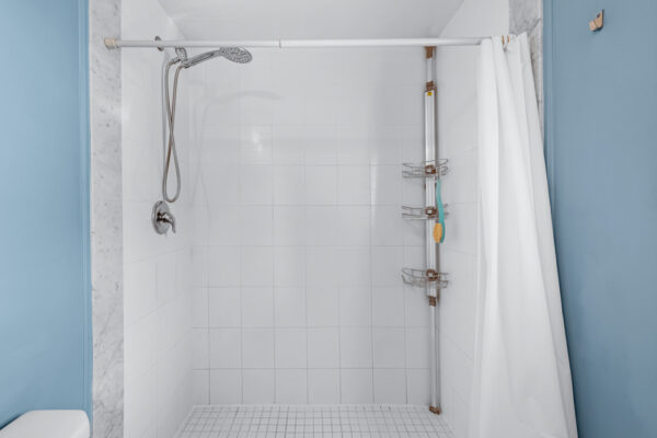 7-Bedford-Estates-Crescent-Barrie-Web-Salisbury-33