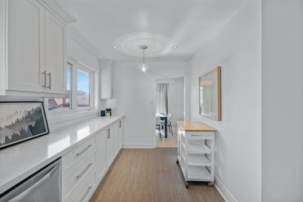 7-Friendly-Drive-Toronto-Web-Salisbury-22