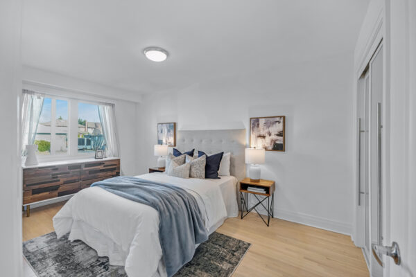 7-Friendly-Drive-Toronto-Web-Salisbury-25