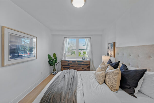 7-Friendly-Drive-Toronto-Web-Salisbury-27