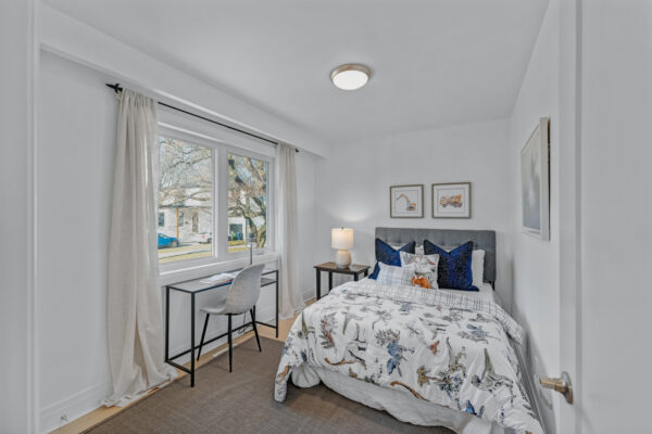 7-Friendly-Drive-Toronto-Web-Salisbury-30