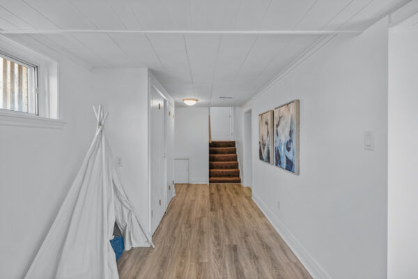 7-Friendly-Drive-Toronto-Web-Salisbury-39