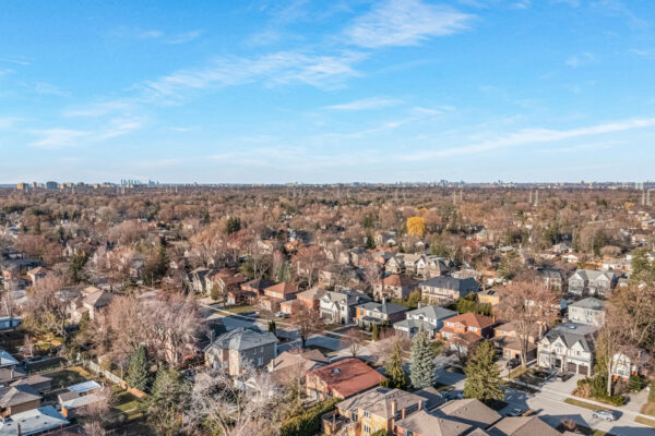7-Friendly-Drive-Toronto-Web-Salisbury-57