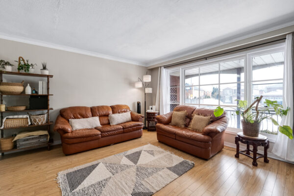 730-Medowvale-Road-Toronto-Web-Salisbury-13
