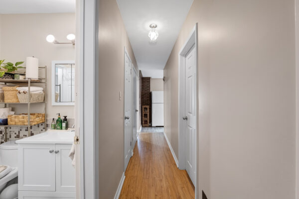 730-Medowvale-Road-Toronto-Web-Salisbury-26