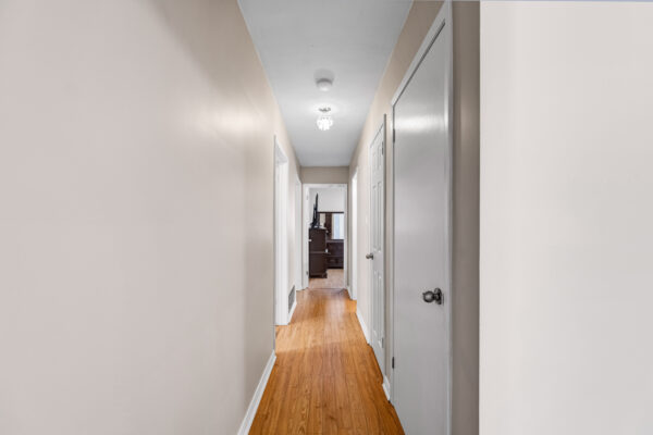730-Medowvale-Road-Toronto-Web-Salisbury-32