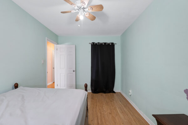 730-Medowvale-Road-Toronto-Web-Salisbury-35
