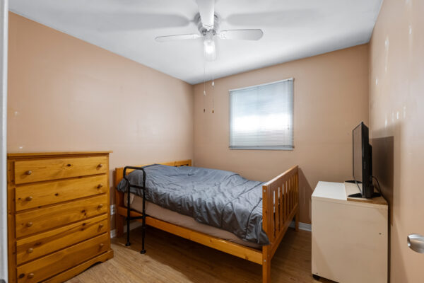 730-Medowvale-Road-Toronto-Web-Salisbury-36