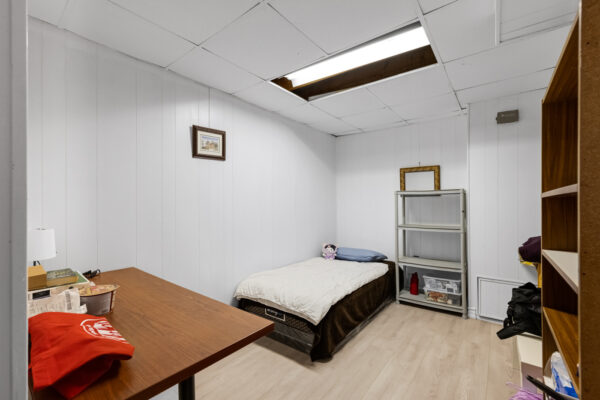 730-Medowvale-Road-Toronto-Web-Salisbury-57
