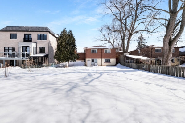730-Medowvale-Road-Toronto-Web-Salisbury-70