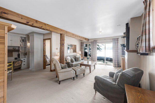 75-Cedarvale-Boulevard-Stouffville-Web-Salisbury-33