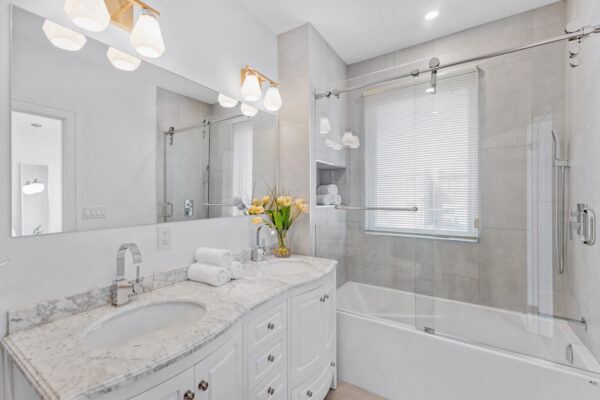 8-Branch-Avenue-Toronto-Web-Salisbury-44