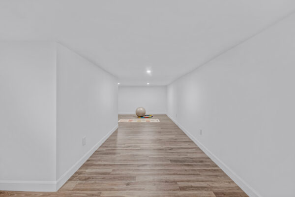 8-Branch-Avenue-Toronto-Web-Salisbury-48