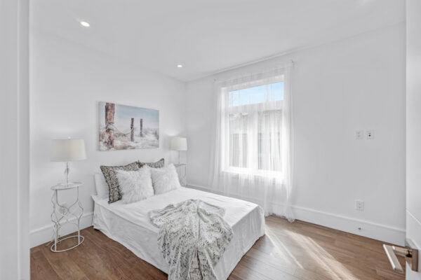 8-Branch-Avenue-Toronto-Web-Salisbury-52