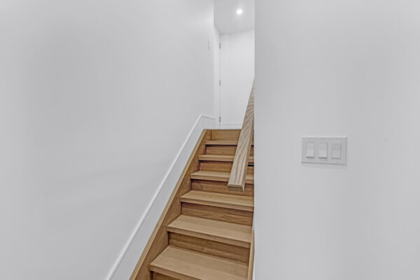 8-Branch-Avenue-Toronto-Web-Salisbury-62