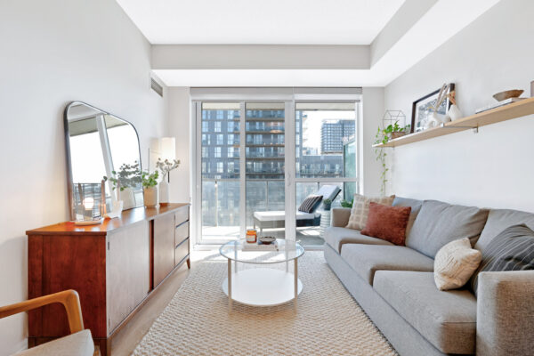 1-Cole-Street-#804-Toronto-Web-Salisbury-18