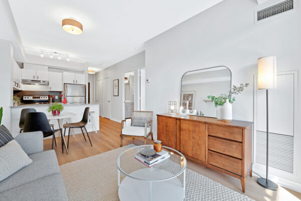 1-Cole-Street-#804-Toronto-Web-Salisbury-22